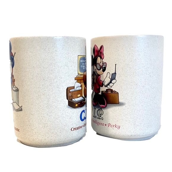 DISNEY Vintage Mickey Mouse “CEO” & Mini Mouse “VIP” Mug Set from Disney World - Picture 4 of 7